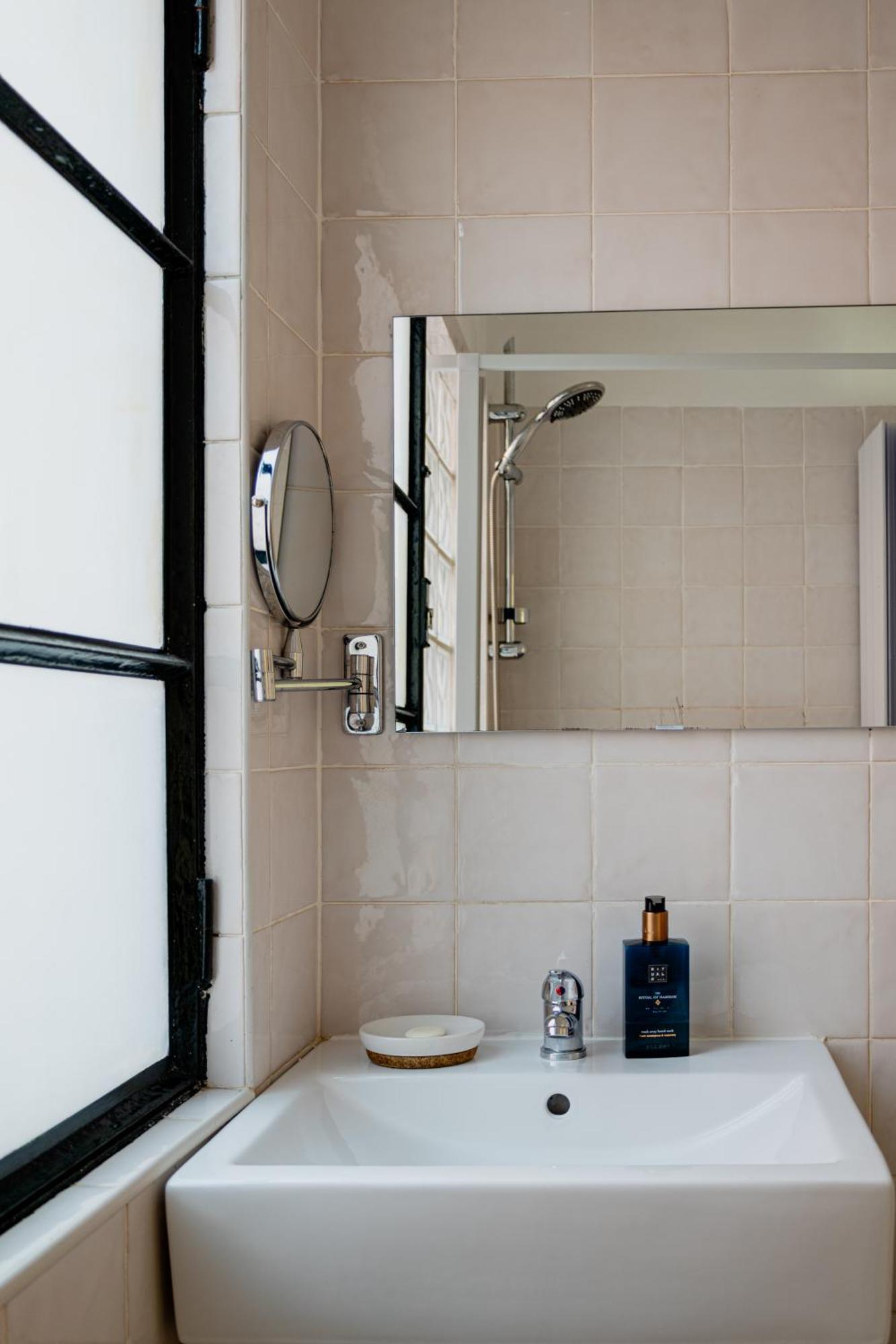 Angels Homes-N27, 3ºfloor - Bairro Tipico, Centro Lisboa Экстерьер фото